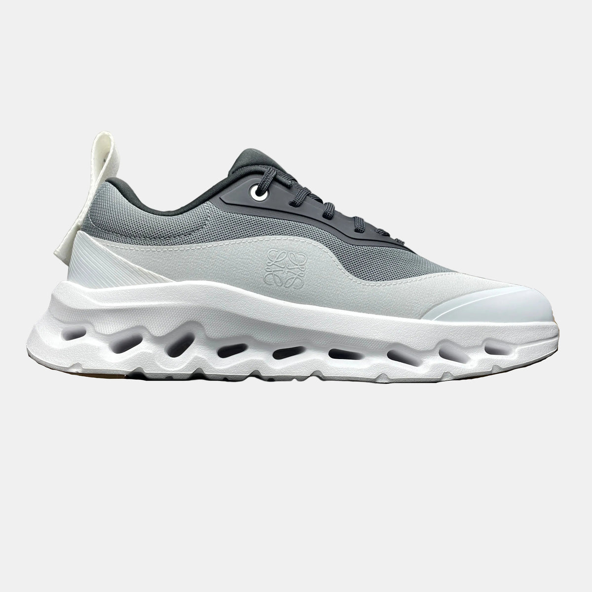 Cloudtilt Sneaker weiß/grau